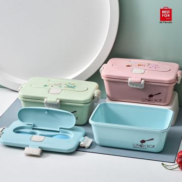 Lunch Box With Spoon (562)